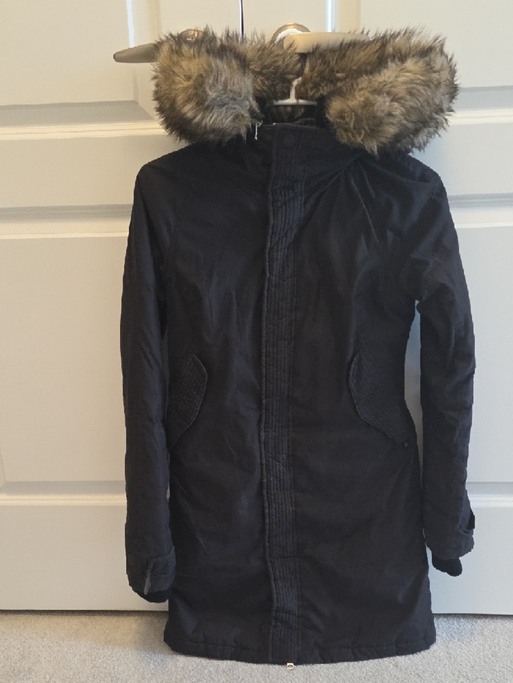 Aritzia TNA Aspen Black Parka Jacket with Fur Trim